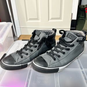 Gray/black men’s High top canvas converse. Size 11